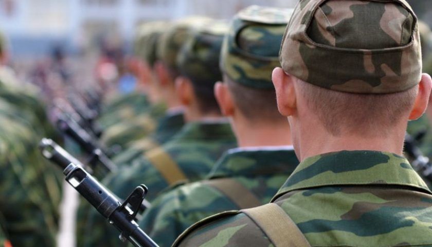 В России при странных обстоятельствах погиб срочник: второй солдат в пять утра совершил суицид