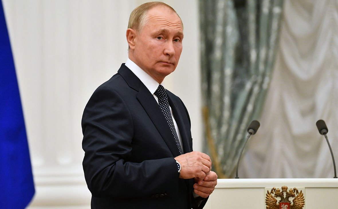 Путин продолжает терять рейтинги - такого не было с 2013 года: появились новые данные опроса 