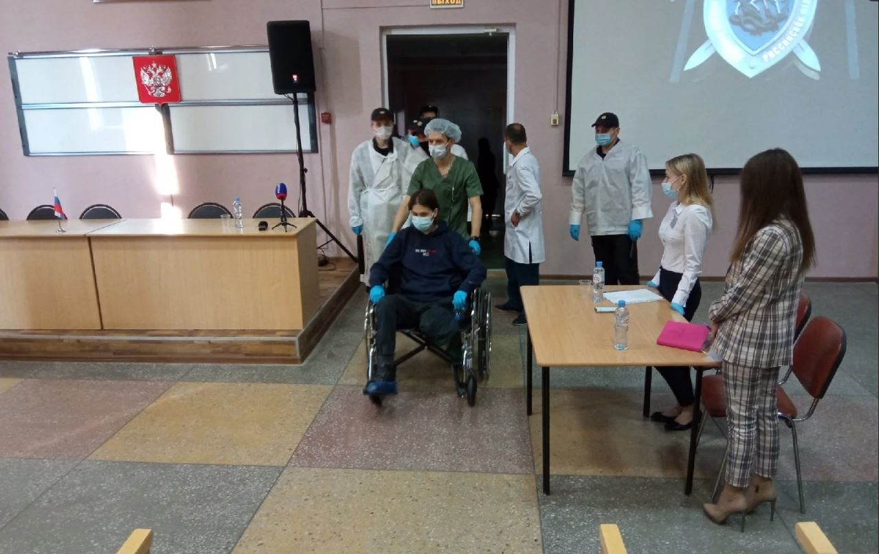 Выслушал вердикт в инвалидной коляске: пермскому стрелку прямо в больнице объявили арест