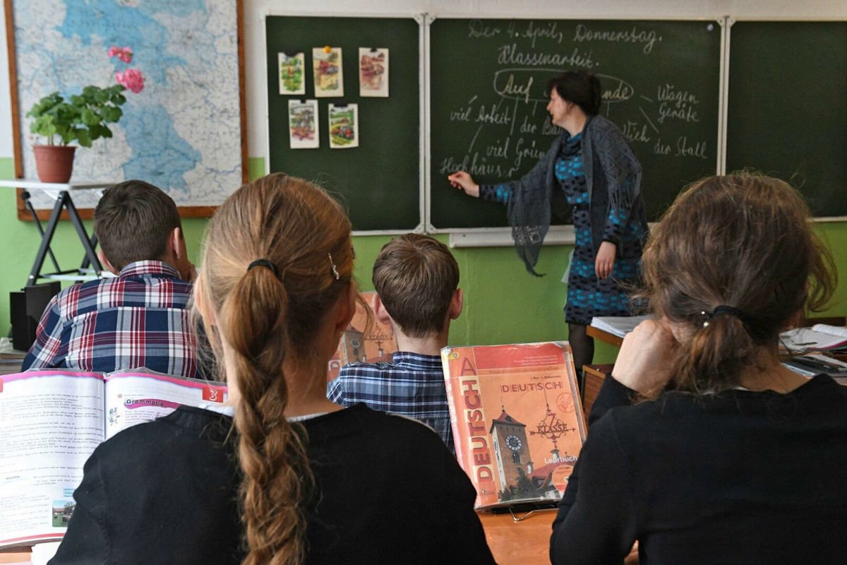 В Перми учитель внесла в список "опасных” 6-классницу за тихое поведение: "Засланный казачок"