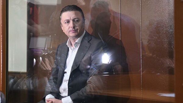 Суд отправил под домашний арест экс-главу "Автодора" Кельбаха