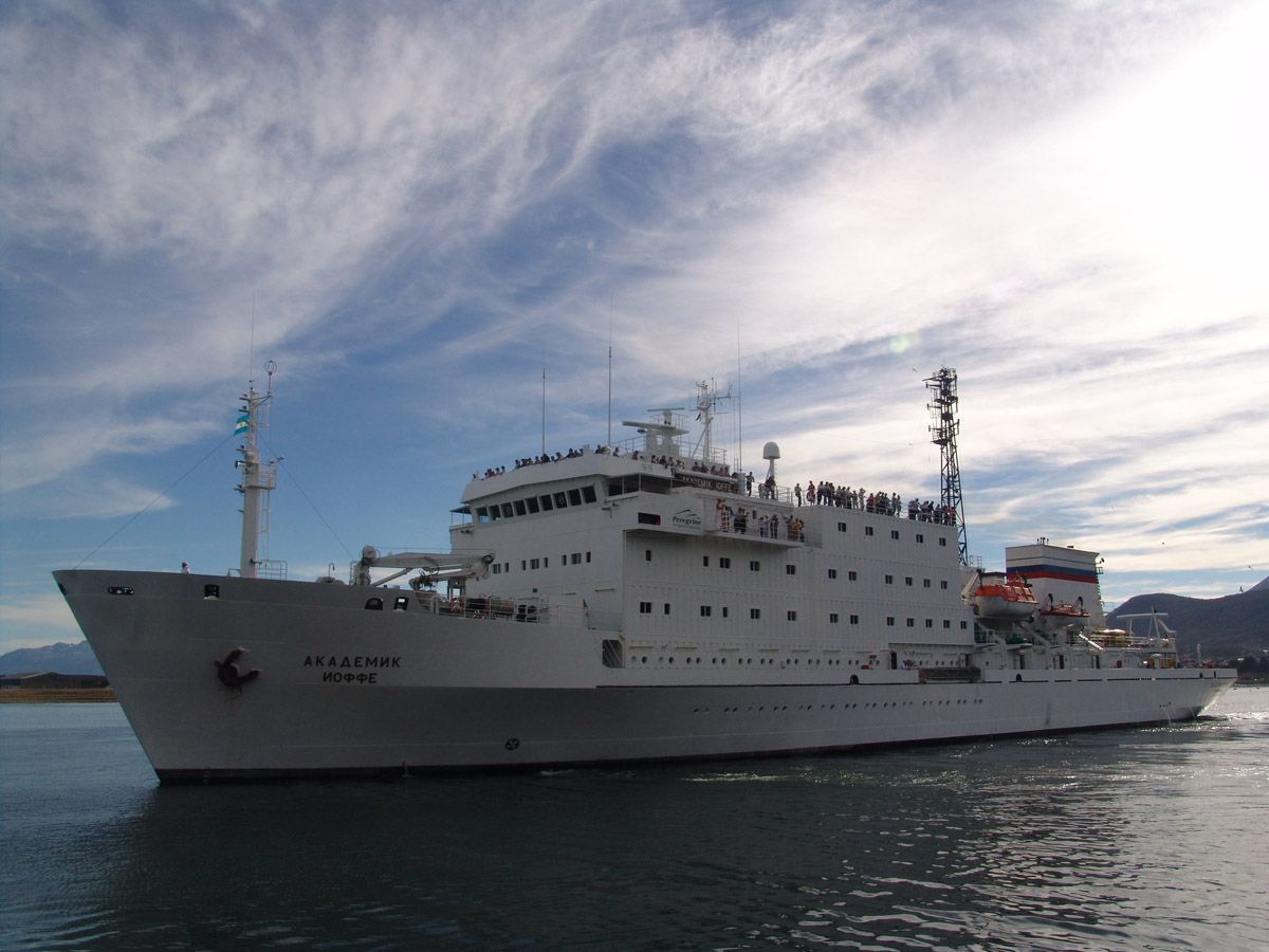 "В качестве обеспечительной меры": российский научный корабль задержали в Дании 