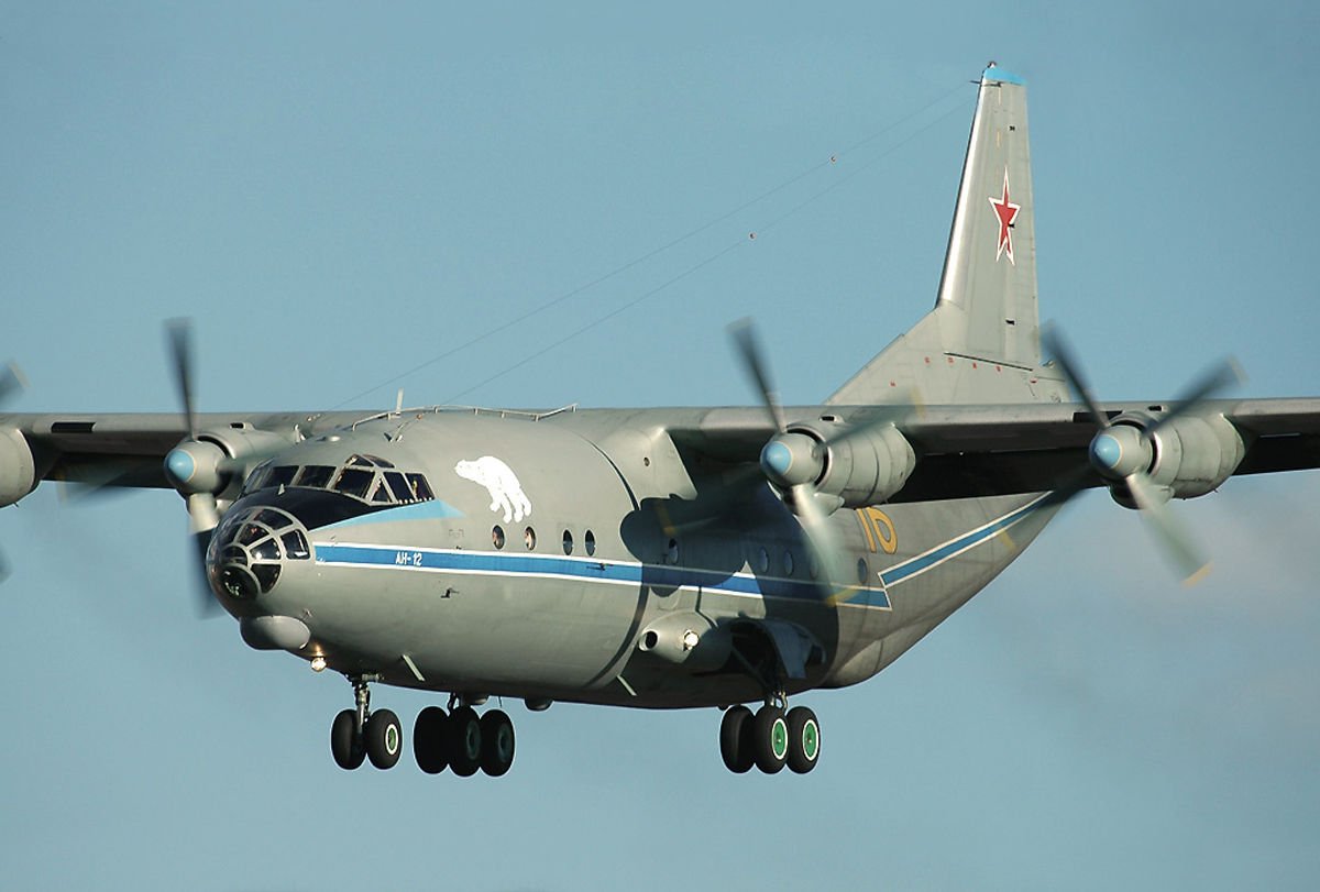 Число жертв авиакатастрофы Ан-12 под Иркутском возросло: озвучена предварительная версия крушения