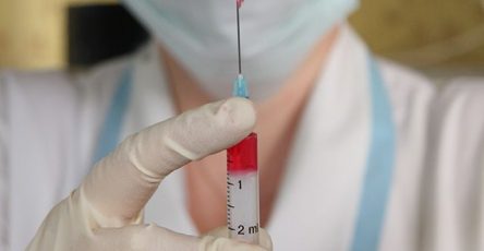 gincburg-ocenil-sovmestnoe-primenenie-vakcin-ot-kovida-i-grippa-f3028de