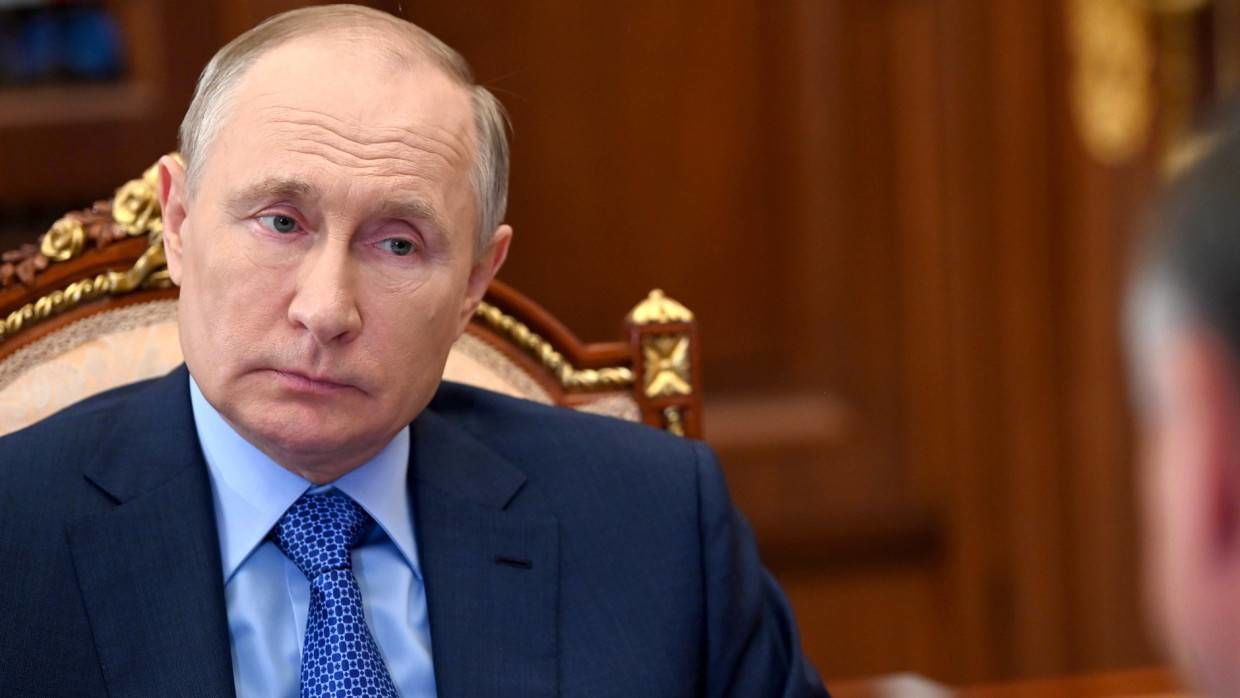Путин предрек россиянам "борьбу за выживание" в случае распада РФ