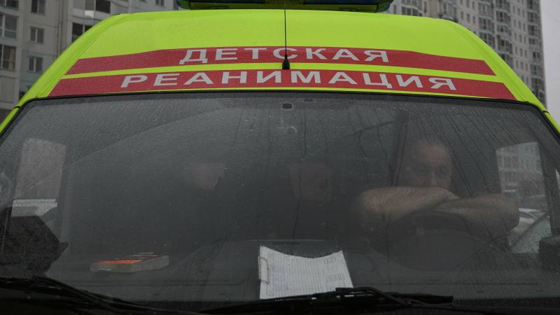 Из окна детдома в Петербурге выпал подросток