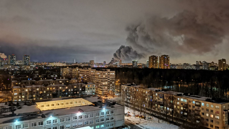 Площадь пожара на "Северной Верфи" в Петербурге выросла до 800 квадратов