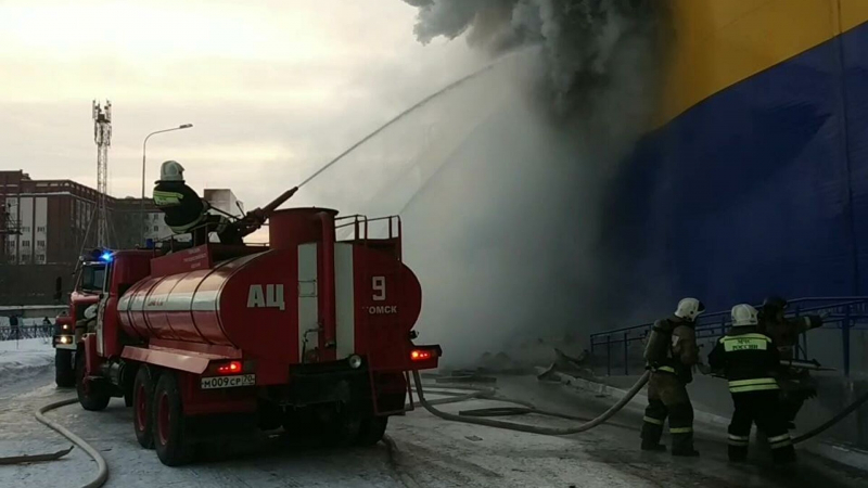 Пожар в томской "Ленте" потушили