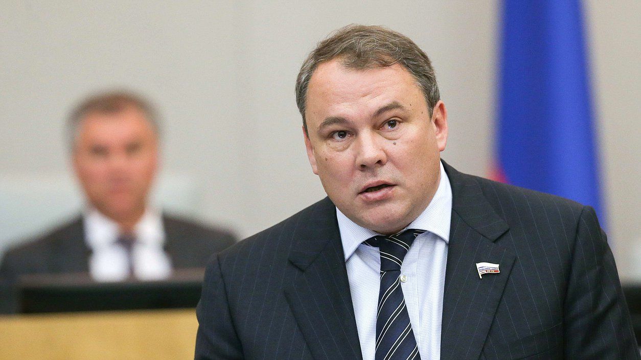 ​Толстого не избрали вице-президентом ПАСЕ, а росСМИ обиделись на комментарии Гончаренко