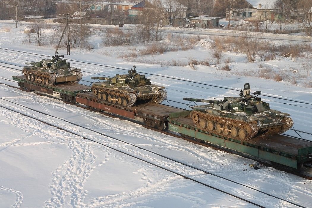 Россия перебрасывает танковую армию из-под Воронежа на границу с Украиной - СМИ