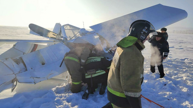Легкомоторный самолет аварийно сел в Татарстане