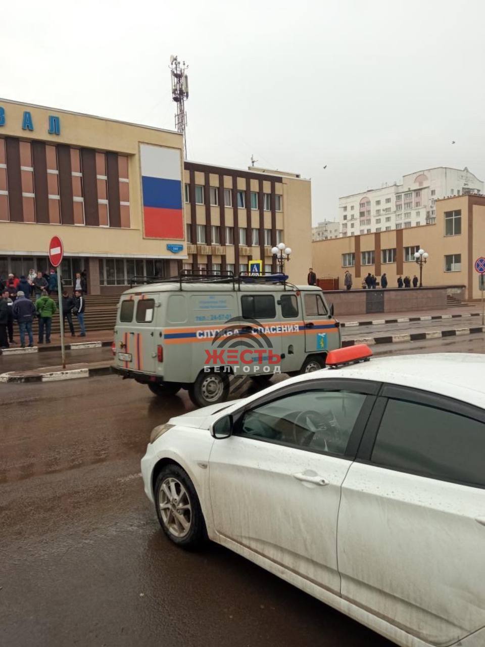 В Белгороде продолжает взрываться склад боеприпасов: город готовят к эвакуации 