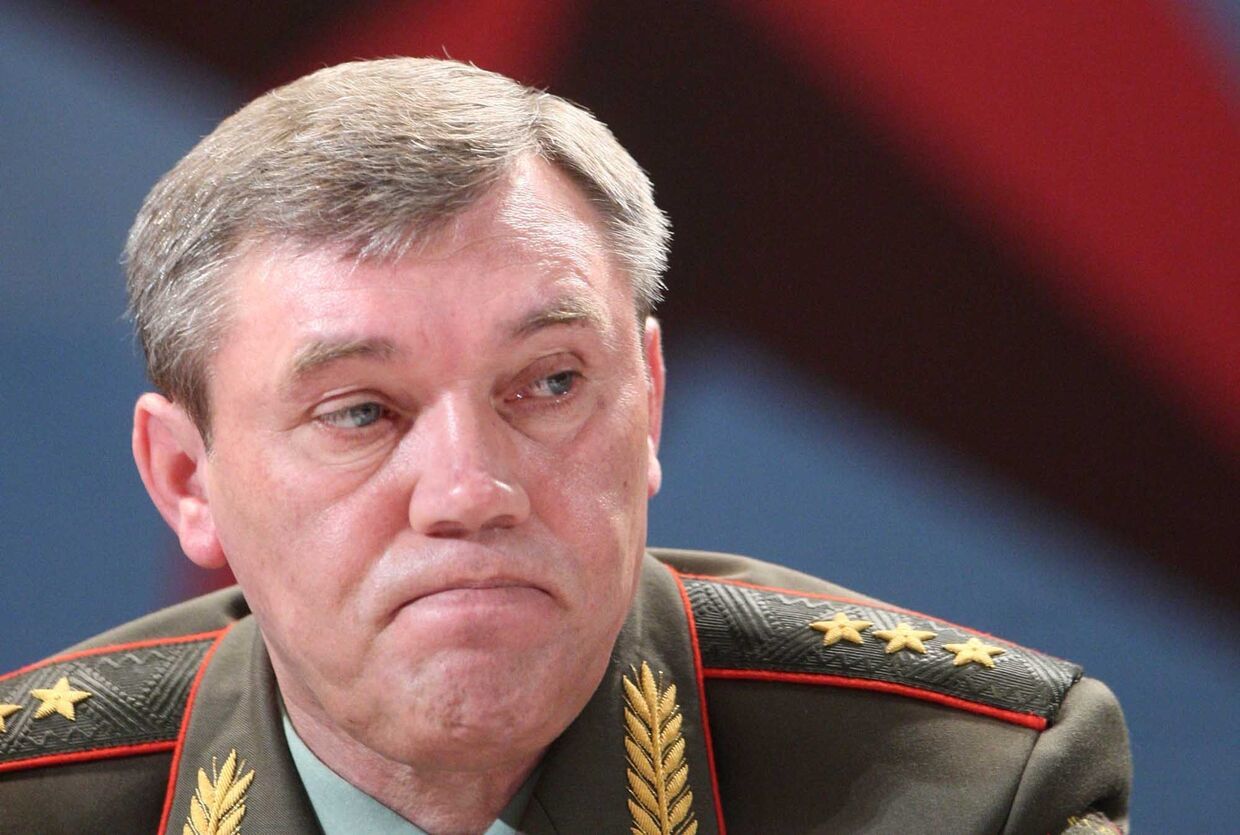 Исчезновение Герасимова: новые доказательства возможного отстранения начальника Генштаба РФ