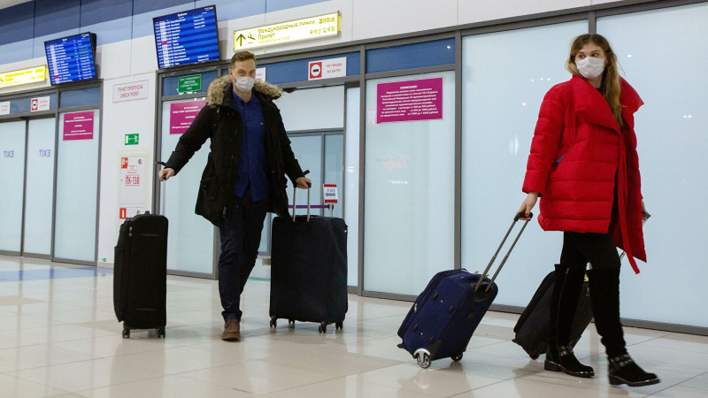 Рейс "Калининград — Москва" вернулся в аэропорт из-за сообщения о бомбе