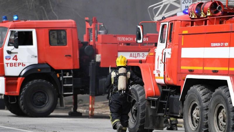 Семь человек попали в больницу после пожара в НИИ Минобороны