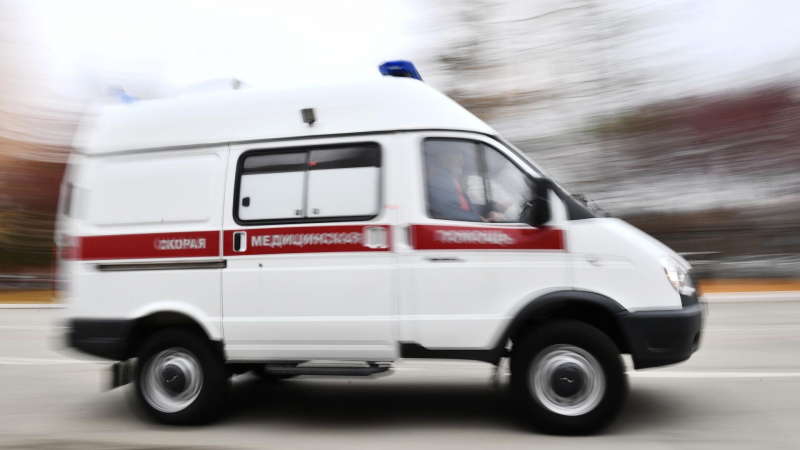На Сахалине автобус с детьми вылетел в кювет, есть пострадавшие
