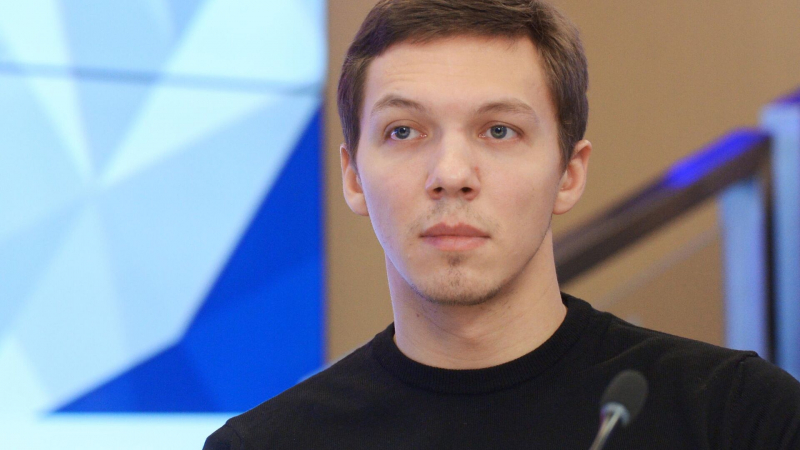 Соловьев не стал комментировать прекращение дела об избиении