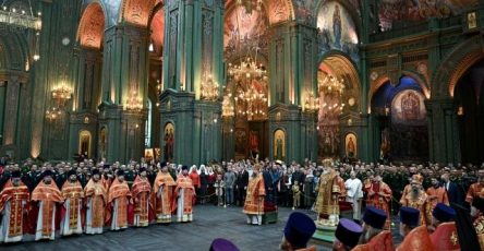v-glavnom-hrame-vs-rf-sostojalas-liturgija-v-chest-77-j-godovshhiny-pobedy-c14972c