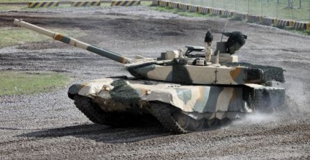 vs-rf-poluchat-novuju-partiju-rossijskih-tankov-t-90m-proryv-e725b00