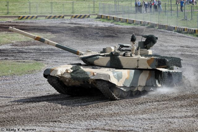 vs-rf-poluchat-novuju-partiju-rossijskih-tankov-t-90m-proryv-e725b00