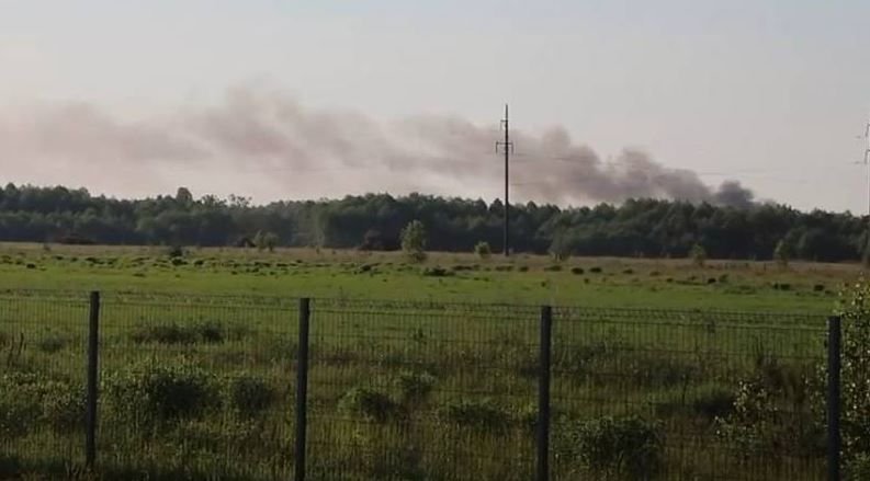 ​После серии взрывов в Брянской области загорелась воинская часть: детали произошедшего
