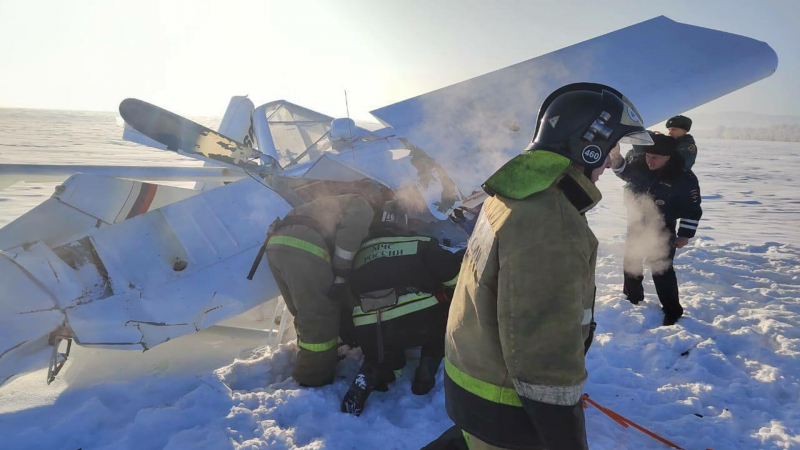 Легкомоторный самолет сел на воду вблизи Самары и получил повреждения