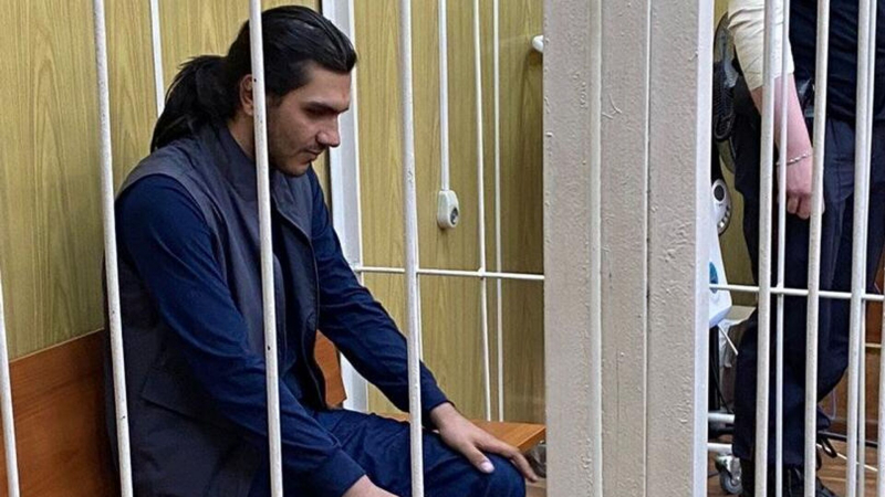 Обвиняемый в убийстве мужчины в центре Москвы признал вину