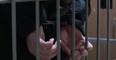 vo-vladivostoke-arestovali-eks-ministra-transporta-primorja-af81418