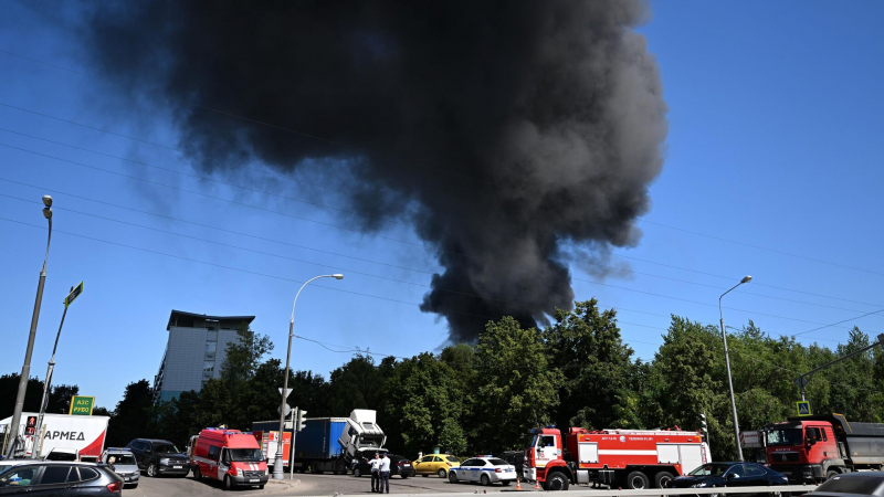 В Раменском локализовали пожар в ресторанно-гостиничном комплексе