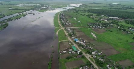 V Habarovskom Krae Greben Pavodka Na Amure Prevysil Otmetku 45 Metra 5e71606