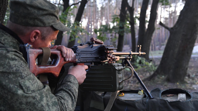 В Донецке ясли-сад повредило обстрелом со стороны украинских войск