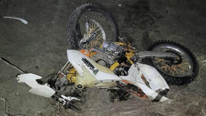 В Петербурге мотоциклист сбил четырех пешеходов на тротуаре