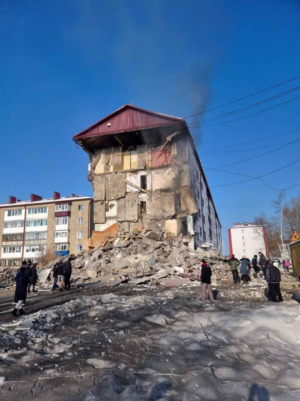 На российском Сахалине взорвана пятиэтажка, много погибших