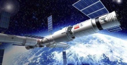 kitaj-otpravil-k-orbitalnoj-stancii-korabl-shenchzhou-15-s-kosmonavtami-0411e3e