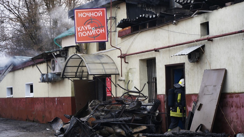 СК организовал проверку после обрушения балкона в жилом доме в Сочи