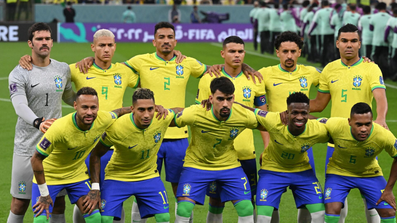СМИ сообщают о ДТП с швейцарскими футболистами перед матчем с Бразилией