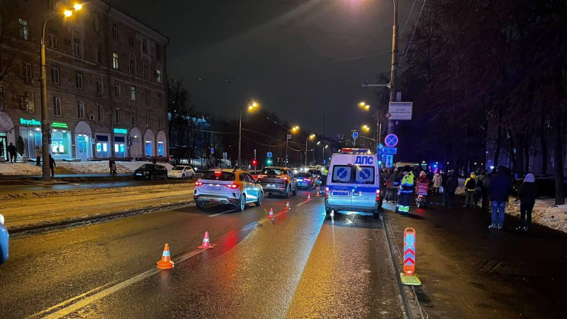 В Москве произошло ДТП с участием скорой, пострадал один человек