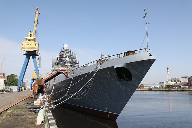 novejshij-rossijskij-fregat-admiral-golovko-vyshel-v-more-dlja-ispytanij-febbafc