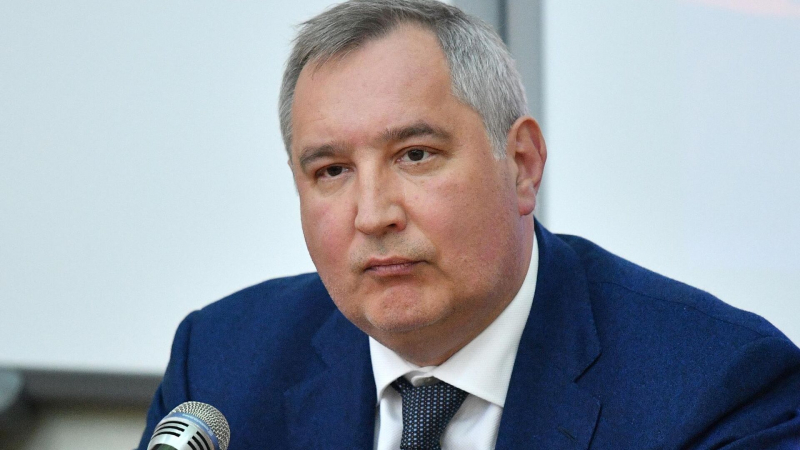 Рогозин сообщил о гибели помощника при обстреле гостиницы в Донецке