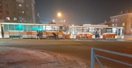 sk-zajmetsja-rassledovaniem-avarii-s-tramvajami-v-novosibirske-9d1c267