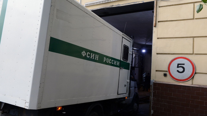 В Москве суд взял под стражу адвоката за попытку пронести наркотики в СИЗО