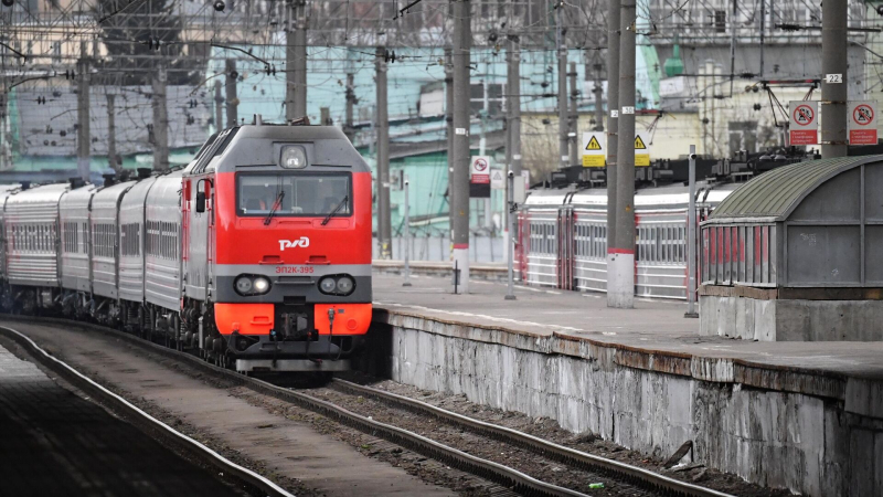 Пассажиров задержанной во Владимире "Ласточки" отправили другими поездами