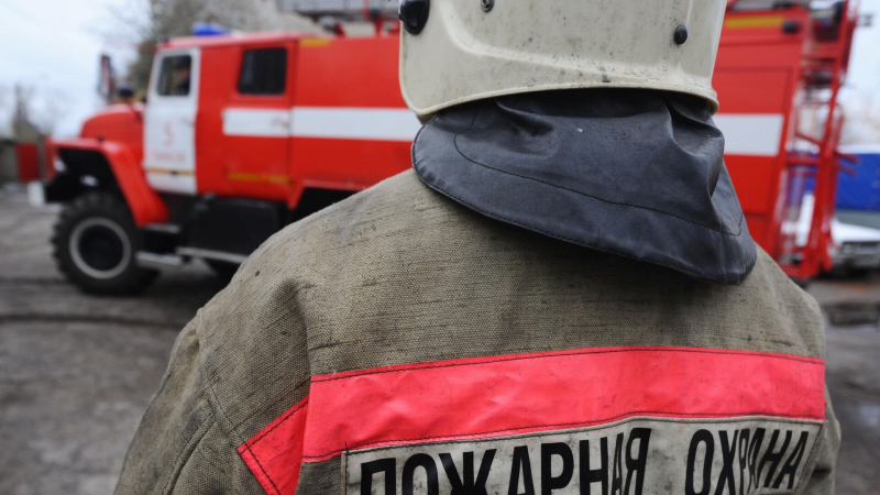 Пожар на складе в центре Красноярска локализовали на 1000 "квадратах"