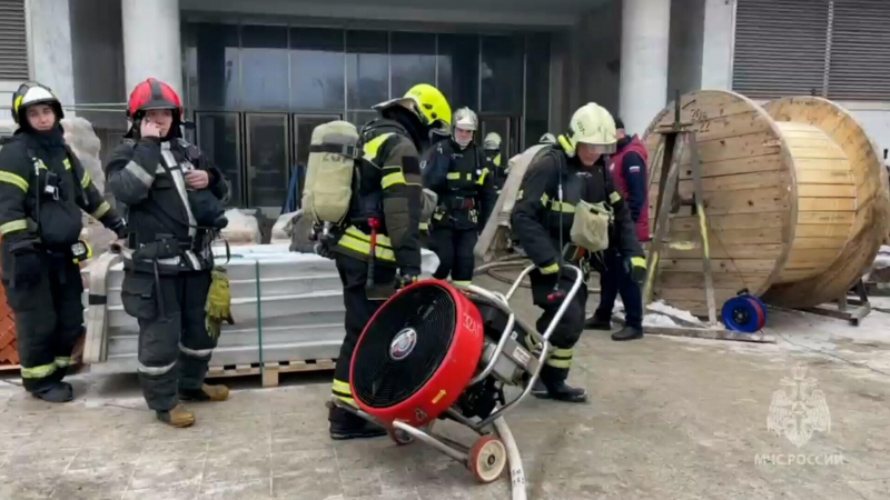 В Приморье из-за пожара в жилом доме эвакуировали девять человек