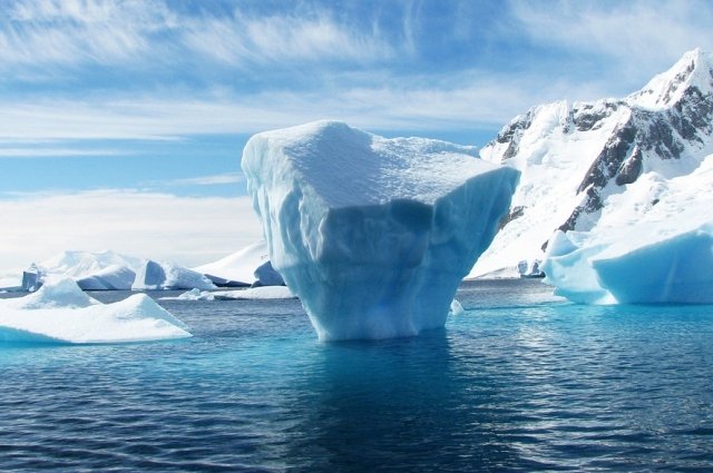 v-antarktide-rossijskie-poljarniki-izvlekli-led-vozrastom-bolee-1-mln-let-db5fd6c
