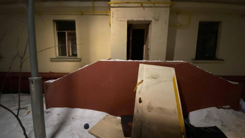 В Москве в сгоревшей квартире обнаружили тело с ножевыми ранениями