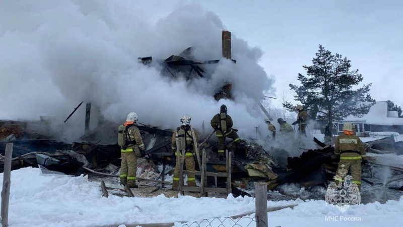 В пермском Соликамске сгорел автобус