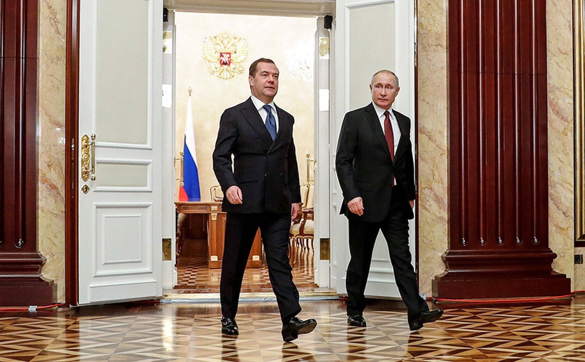 ​Медведев резко переключился с Украины на Германию: стало известно, почему он угрожает Шольцу