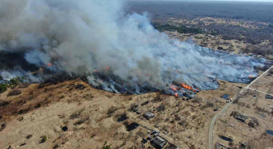 ​Урал охвачен пожарами: пылают 7 крупных очагов, поселки выгорают целыми улицами