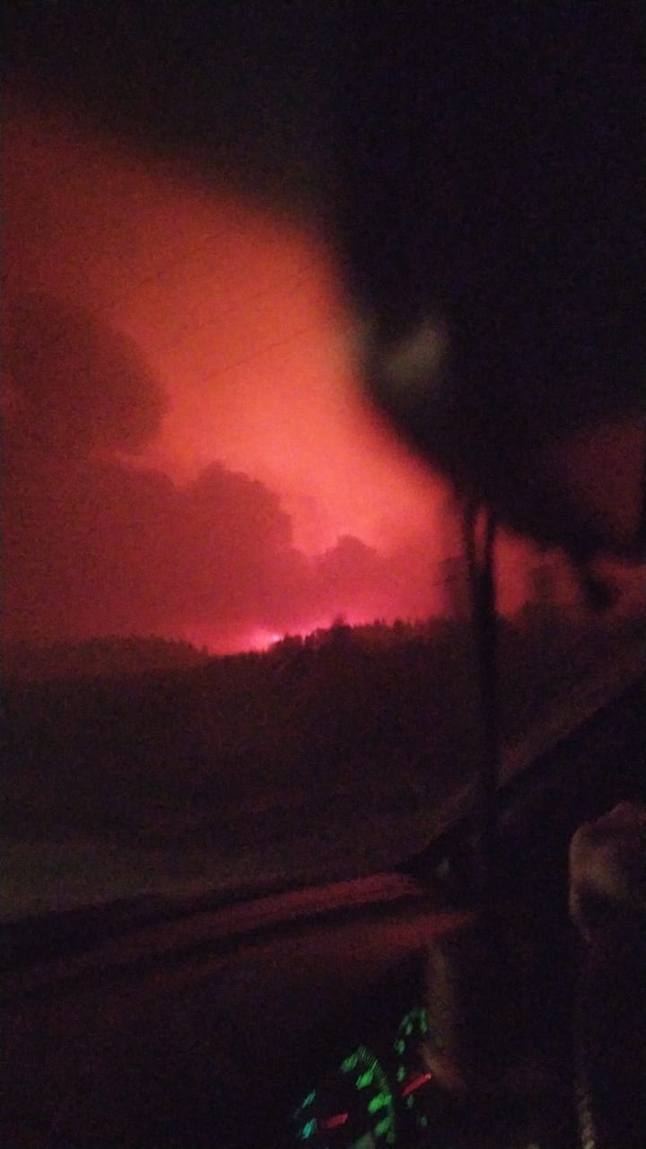 В России пылают склады с тысячами тонн пороха: огонь угрожает еще 18 хранилищам 
